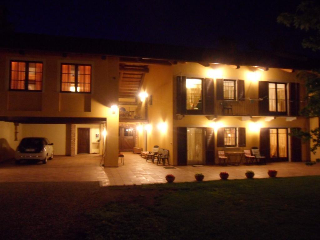 Quattro Gatti Bed & Breakfast Airasca Exterior foto