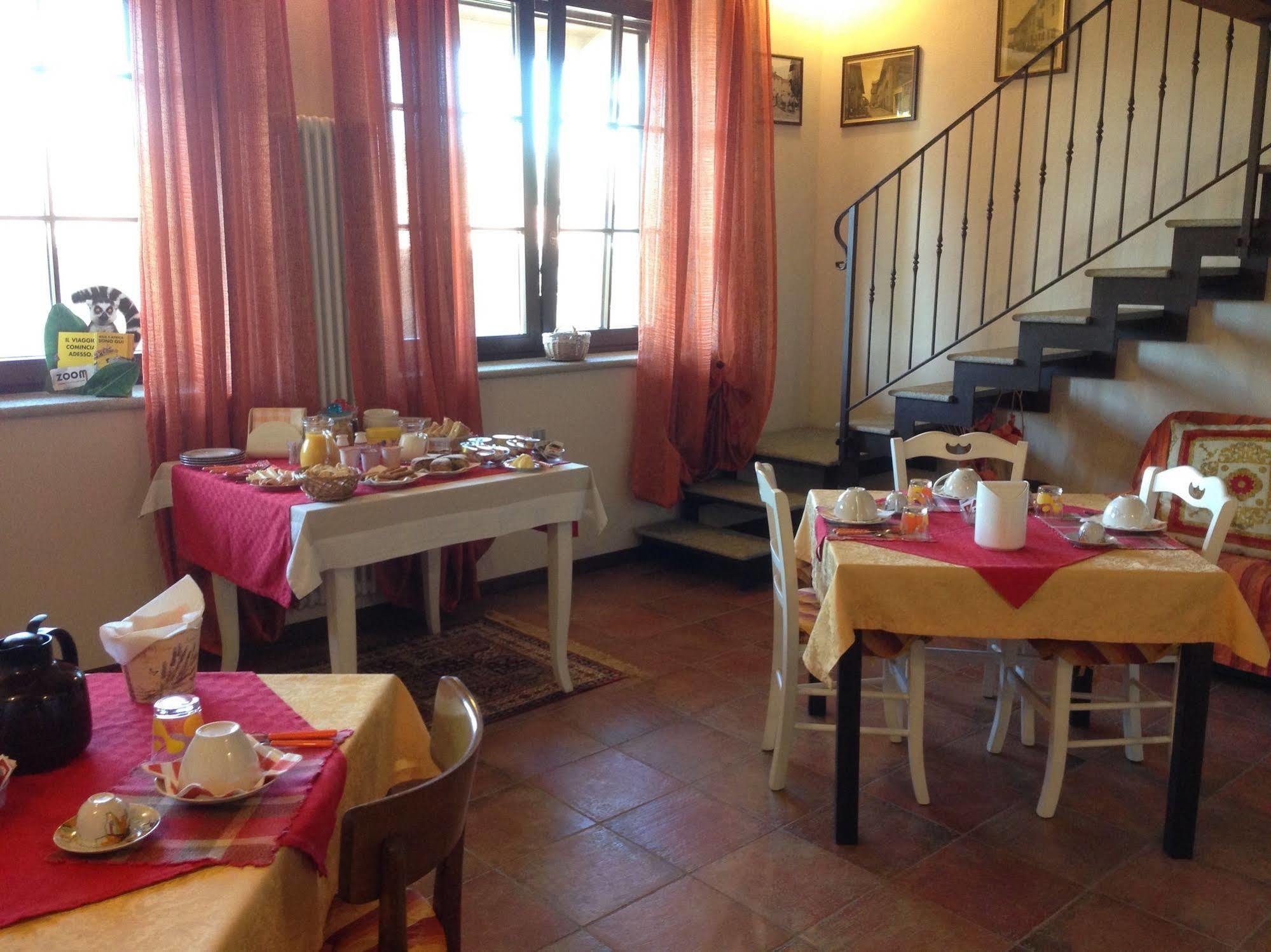 Quattro Gatti Bed & Breakfast Airasca Exterior foto